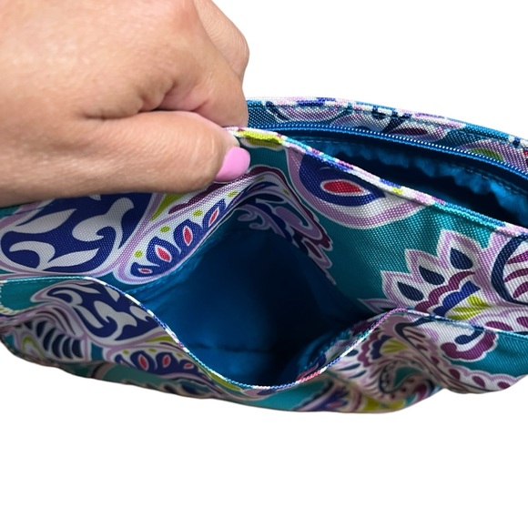 VERA BRADLEY TRIO ZIP HIPSTER CROSSBODY WAKIKI PAISELY LIKE NEW - Picture 4 of 6
